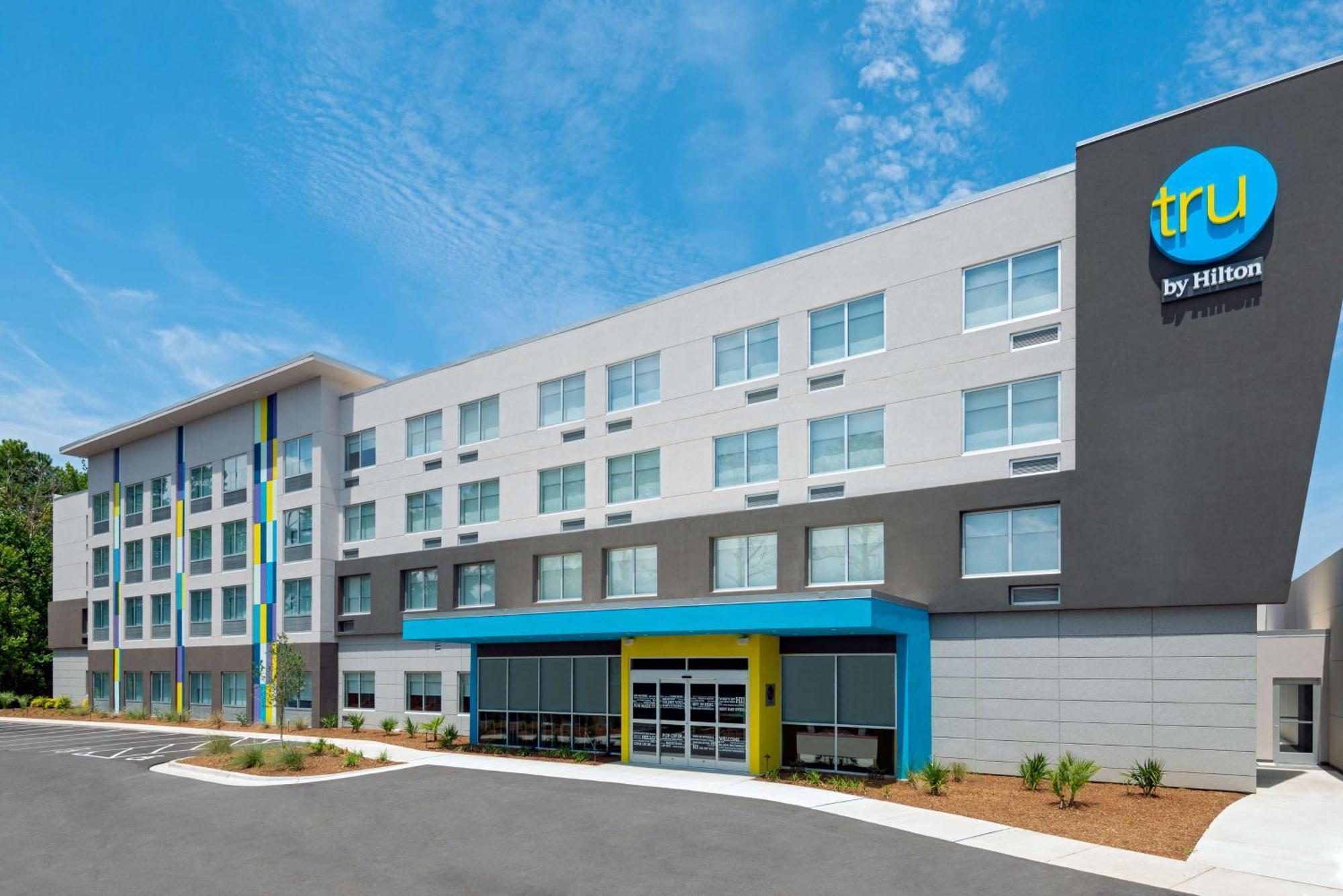 Tru By Hilton Wilmington Hotel Exterior photo